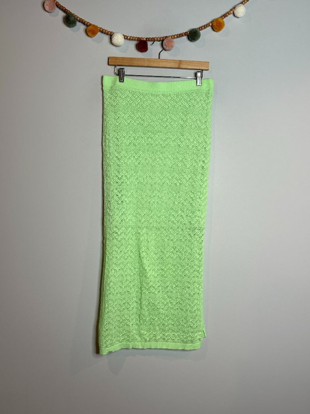 House of Harlow 1960 green crochet knit slit midi skirt